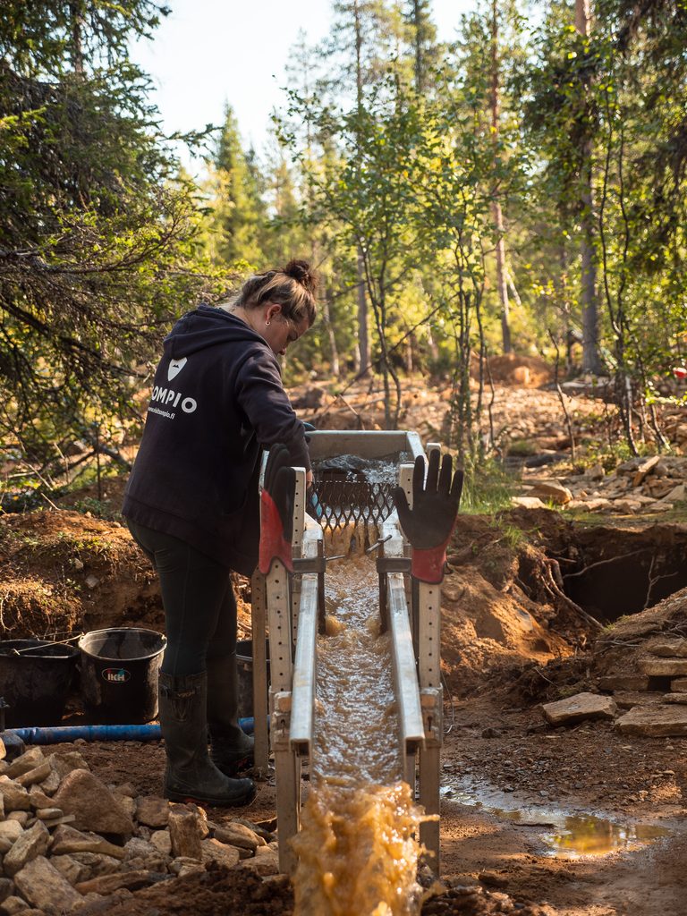 Kullankaivua Aurumilla